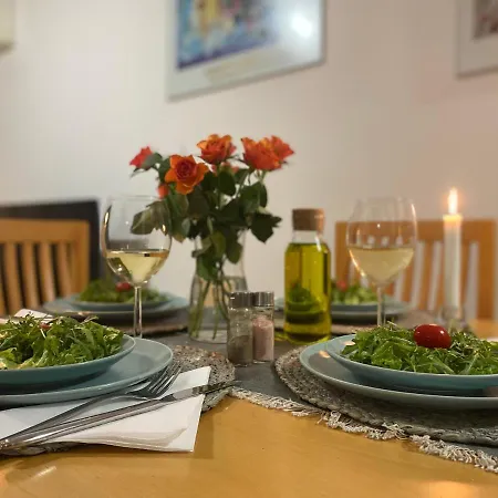 Apartamento In *